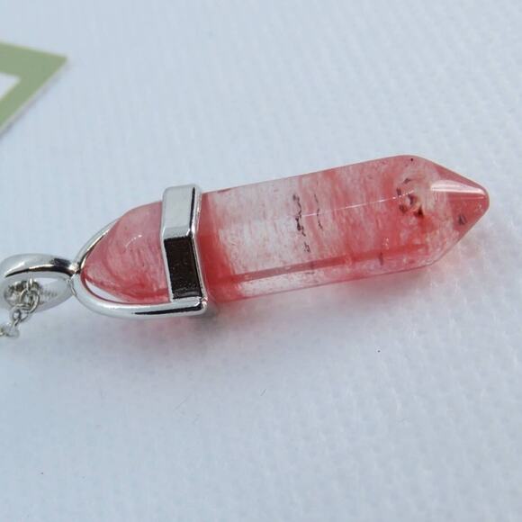Hot Topic Blood Quartz Hexagonal Chakra Pendant Necklace - Picture 3 of 4